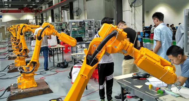 最新发布机器人密度 韩国、新加坡和德国领先
